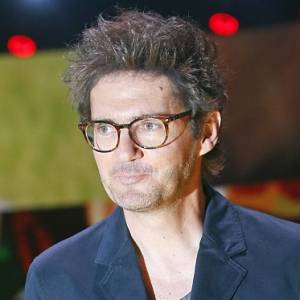 Kuba Wojewódzki na zdjęciu sprzed lat. Pokazał legitymację TVP. "Ale młody przystojniak"