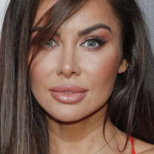 Natalia Siwiec zachęca do kochania i pokazuje się w mikro kostiumie