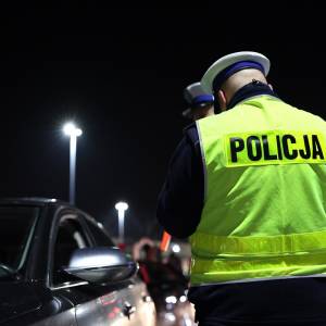 Krzyczał do telefonu. Za swoje zachowanie dostał mandat. Tarnobrzescy policjanci byli nieugięci