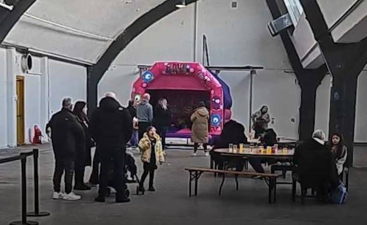 Skandal po imprezie inspirowanej fabryką czekolady. Nie tak to miało wyglądać