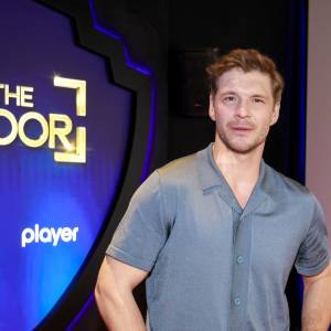 Mikołaj Roznerski jest prowadzącym „The Floor”. Teraz wyznał ws. teleturnieju