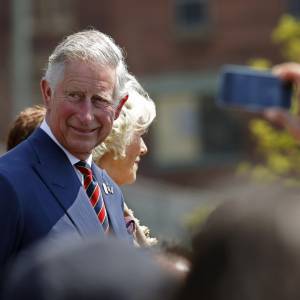 Książę Karol wygrał z koronawirusem! Teraz dodaje otuchy Brytyjczykom