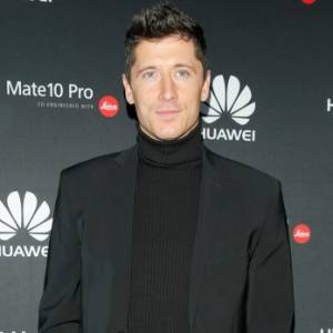 Robert Lewandowski z ważnym apelem do swoich fanów: "Dotyczy to każdego z nas"                                                       
