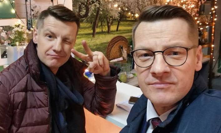 Marcin Mroczek zamienił brata w "M jak miłość". "Domyślili się?"
