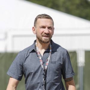 To pytanie o rozstanie z Martyną Wojciechowską sprowokowało Przemka Kossakowskiego? Dziennikarz nie szczędził słów w odpowiedzi!