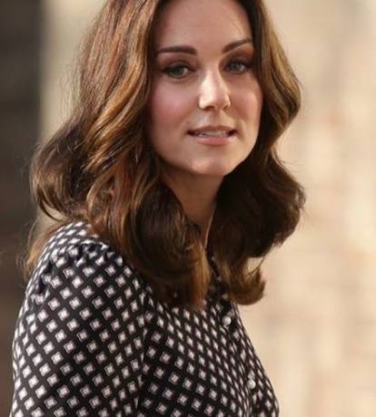 Ukochana następcy tronu w "domowym" wydaniu! Księżna Kate w zaskakującej stylizacji [WIDEO]