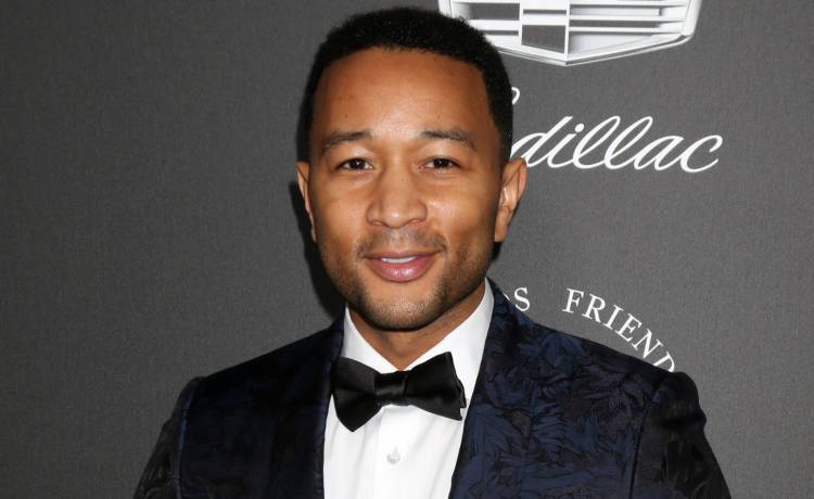 John Legend na "Billboard Music Awards" zaśpiewał dla Chrissy Teigen. Żona muzyka niedawno straciła dziecko