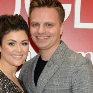 Katarzyna Cichopek i Marcin Hakiel przeszli metamorfozę. Na zdjęciu sprzed lat nie poznały ich własne dzieci!