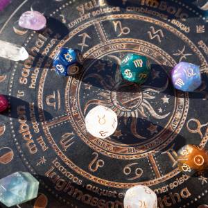 Odkryj, co gwiazdy szykują dla ciebie w ten wtorek! Horoskop na 19 listopada