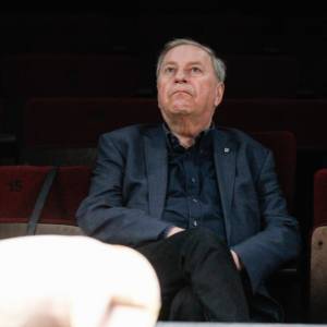 Jerzy Stuhr w ciężkim stanie trafił do szpitala. Krystyna Janda ujawniła treść SMS-a od aktora 