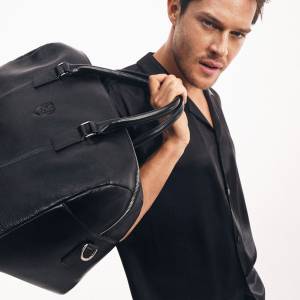 Eleganckie stylizacje dla mężczyzny pracującego w biurze. Co wybierać?