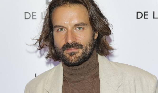 Piotr Stramowski intymnie z żoną. Bielizna sporo odsłania! "Piękne połączenie miłości i sensualności" [FOTO]