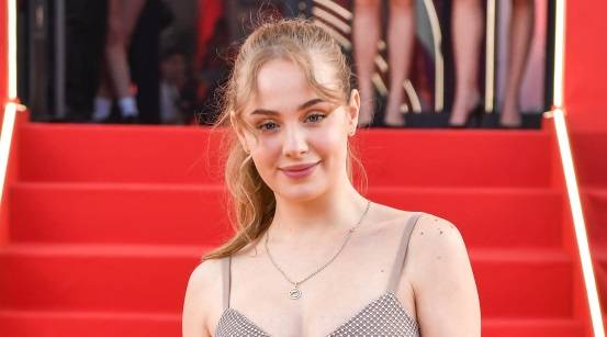 Wiktoria Gąsiewska pokazała zdjęcia z dzieciństwa. Otrzymała oryginalny przydomek. Wszystko przez jej fryzurę