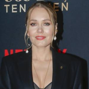 Magdalena Lamparska na nowych zdjęciach z kilkutygodniową córką: "Między nami dziewczynami". Aktorka zachwyca figurą po ciąży 