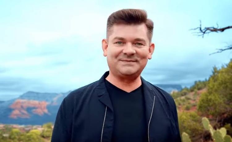 Powstaje mural Zenka Martyniuka w Białymstoku. Internauci śmieją się z efektów