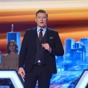 Tuż przed startem nowego sezonu „Jakiej to melodii” widzowie wciąż piszą o Rafale Brzozowskim. Gorąco w komentarzach