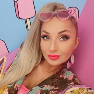 Cleo bez wysokiego kucyka? Jak wygląda gwiazda w rozpuszczonych włosach? Mamy zdjęcia!