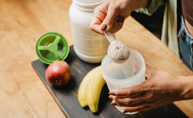 Czy kreatyna to klucz do sukcesu na siłowni? Odpowiedzi ekspertów mogą Cię zaskoczyć!, fot. Shutterstock