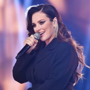 Ewa Farna kilka tygodni temu została mamą. Teraz wróciła na Instagram. Nagranie z dziećmi to hit! [WIDEO]