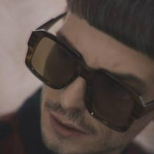 Vito Bambino wypuścił prawdziwą petardę! Wśród gości: Dawid Podsiadło, sanah, Ewa Bem, Malik Montana czy Maciej Orłoś. Drugi solowy album "Pracownia" już dostępny!