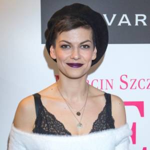  Alżbeta Lenska: Aktorka przeszła metamorfozę! Od teraz jest blondynką!                                               