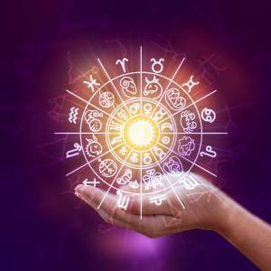 Co czeka znaki zodiaku? Horoskop na kwiecień 