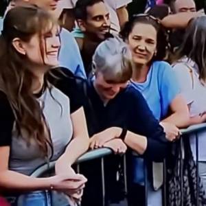 Meghan Markle zignorowana przez tłum. Niezręczną sytuację zarejestrowały kamery [WIDEO]