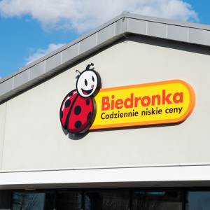 Biedronka odda pieniądze. Promocja -100% tylko przez jeden dzień