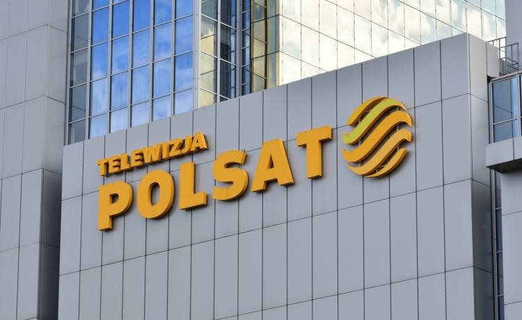 OleksSH/Shutterstock