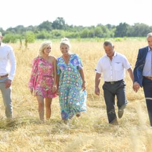 Uczestnik "Rolnika..." chciał poznać partnerkę, a teraz związał się z chłopakiem