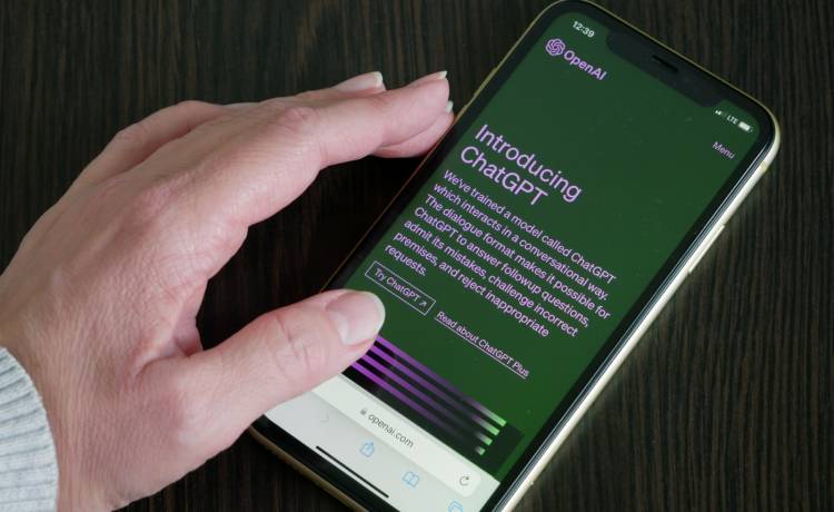 ChatGPT miał zacząć rzucać loginami i hasłami. Twórcy już odpowiedzieli