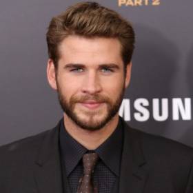 RMF Extra: Liam Hemsworth znalazł już nową dziewczynę? Paparazzi przyłapało go na randce z popularną aktorką!