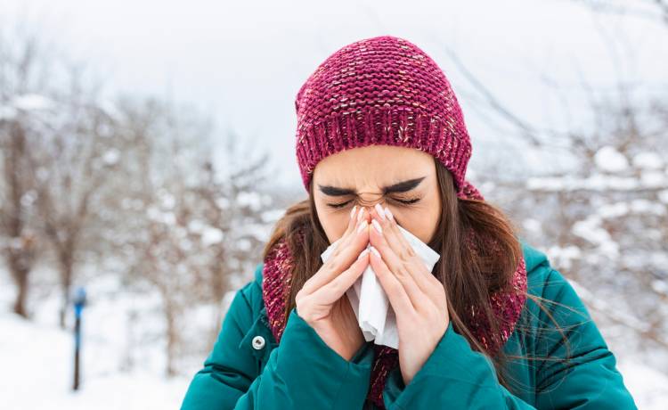 Katar - co robić? Domowe sposoby na udrożnienie nosa