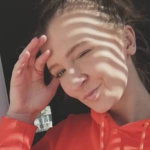 "Ślub od pierwszego wejrzenia". Iga jest nie do poznania! Postawiła na oryginalną fryzurę!