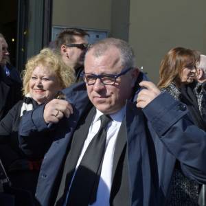 Gwiazdor serialu "M jak miłość" w żałobie. Przez koronawirusa zmarł jego bliski         