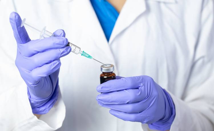 Rusza bezpłatne szczepienie przeciw grypie dla osób pełnoletnich. Jak długo potrwa? 