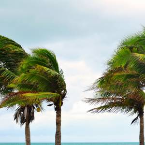 Kanapa "leciała" po niebie. Zobaczcie szokujące nagranie [WIDEO]