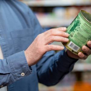 Rakotwórcze produkty z codziennej diety. Tego unikaj 