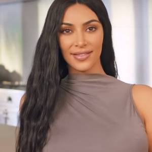 Jak wygląda "zwykłe życie" Kim Kardashian? Celebrytka potrafi zaskakiwać!