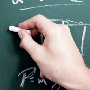 Najpierw lubią matematykę, a potem jej nienawidzą. Badacze wiedzą, dlaczego tak się dzieje