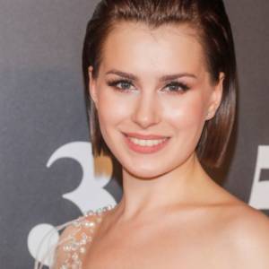 Anna Maria Sieklucka w blondzie. Aktorka dodała kadr sprzed lat!