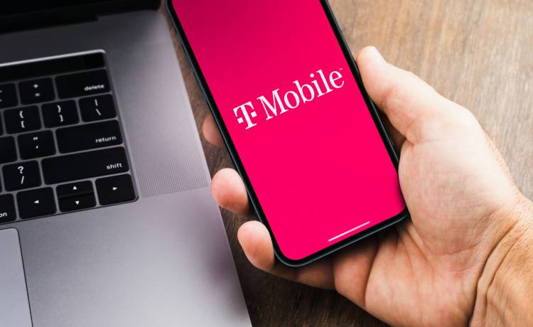 Masz numer w T-Mobile? Możesz dostać zwrot pieniędzy, fot. Shutterstock