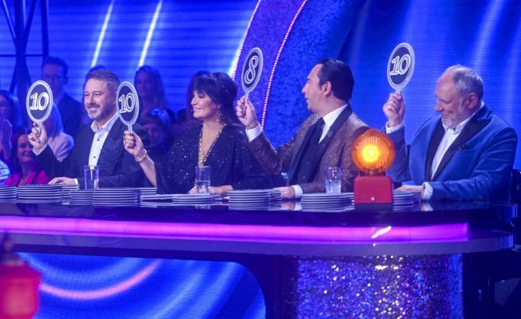 "Taniec z Gwiazdami". Sensacyjne zmiany w jury! Jeden z jurorów ma pożegnać się z show