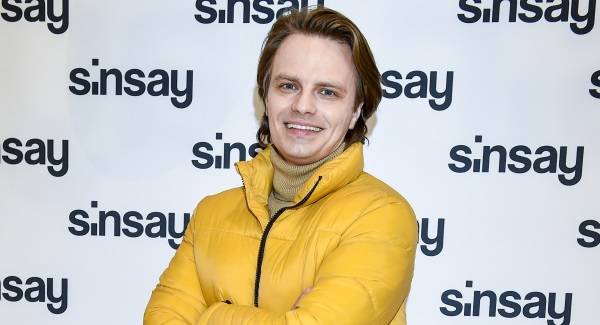 Marcin Hakiel zaniepokoił swoich fanów czarno-białą fotografią. "Czuję, że to nadchodzi"