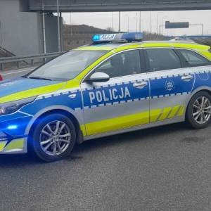 Kierowcom opadały szczęki. Wjechał wózkiem inwalidzkim na "ekspresówkę"