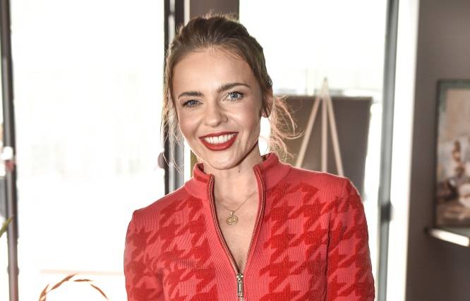 Edyta Herbuś w kusej mini. Ledwie zakryła jej pośladki. "Cudownie subtelna" [ZDJĘCIA]