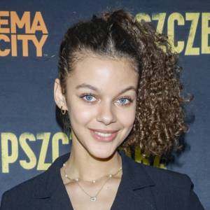 Emilia Dankwa tę sukienkę wybrała na studniówkę! Fani aktorki zachwyceni