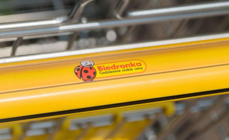 Nowa gazetka Biedronki! Nie zabrakło ofert: "1+1", "2+1", "Kup [...] i zapłać mniej"