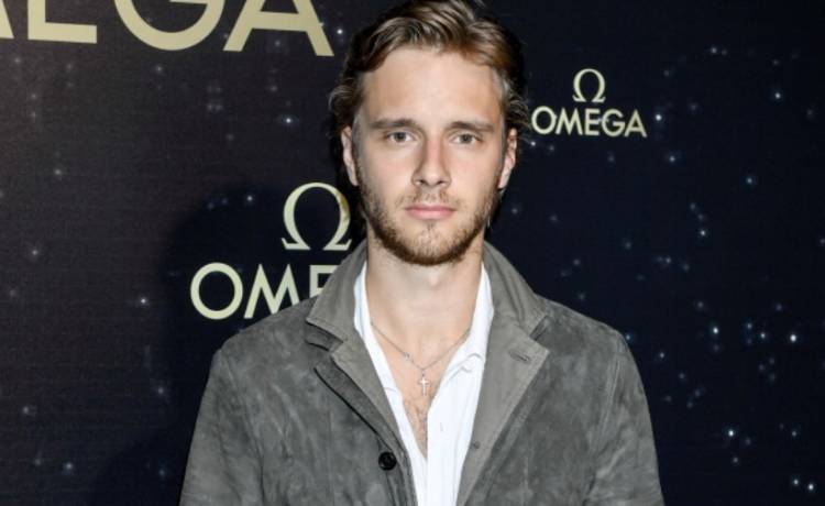 Maciej Musiał publikuje wyjątkowy kadr z ukochanym dziadkiem. Poruszający komentarz daje do myślenia!