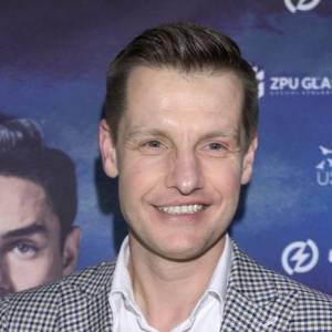 Córka Rafała Mroczka na nowych zdjęciach. Aktor pochwalił się rodzinnymi kadrami! 